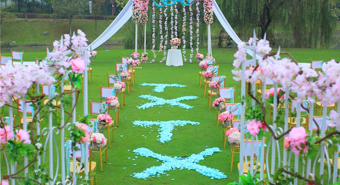 【优米婚礼】户外  倾城之恋 鲜花 含四大金刚