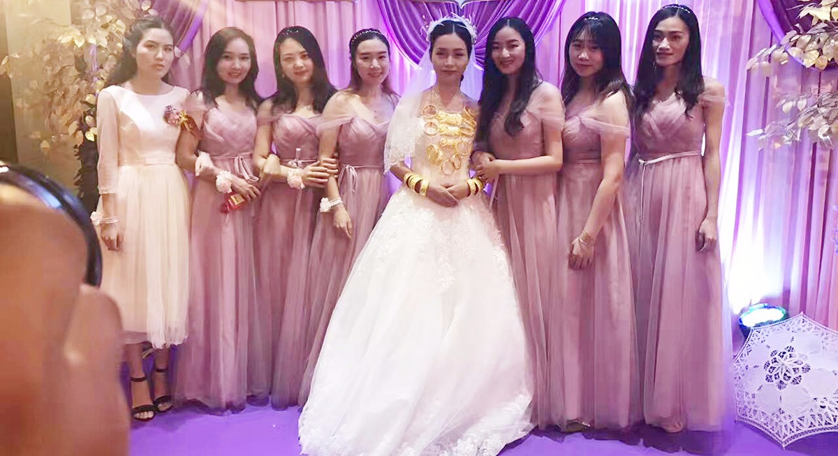 婚礼当天新娘跟妆 全程补妆  早妆+晚妆  3造型 总监化妆师