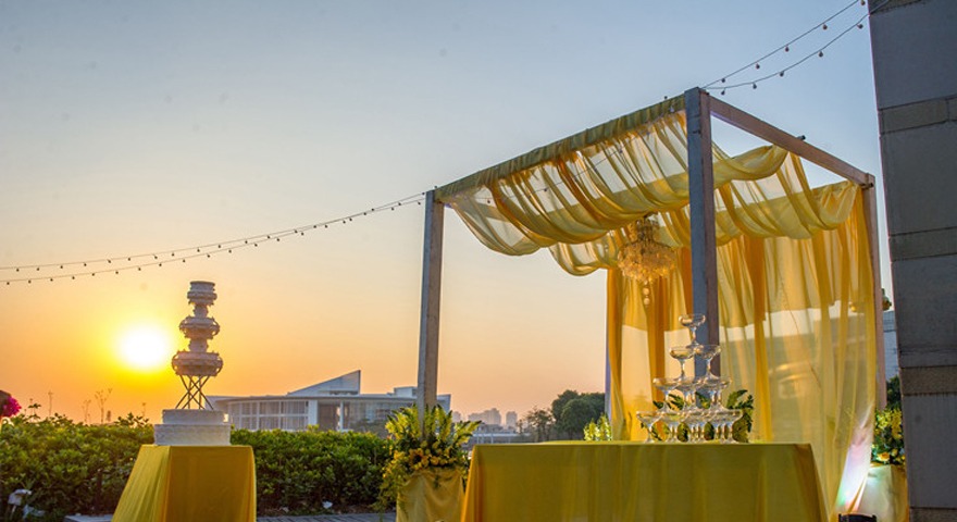 户外黄色小清新主题婚礼