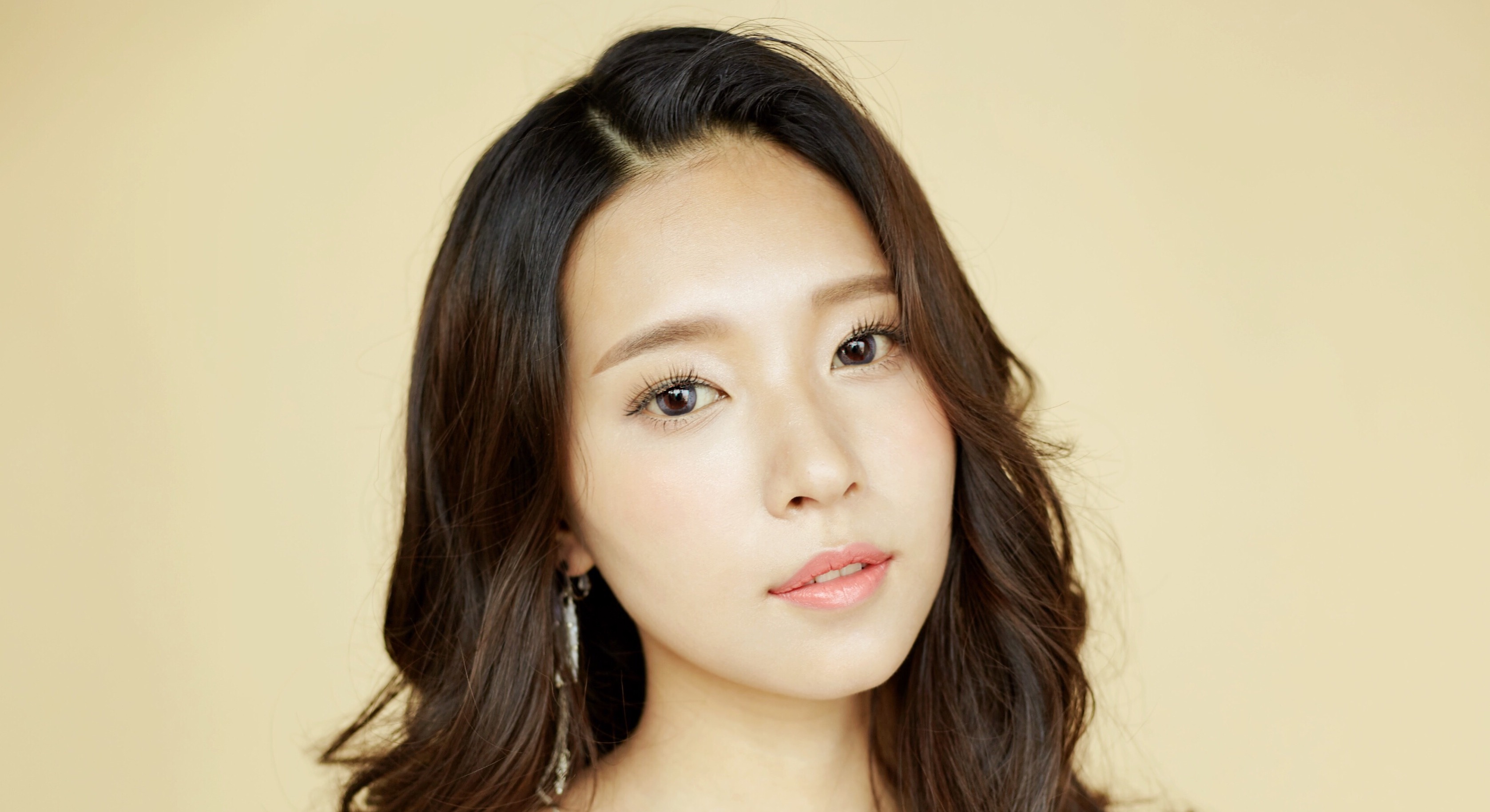 资深化妆师 新娘跟妆