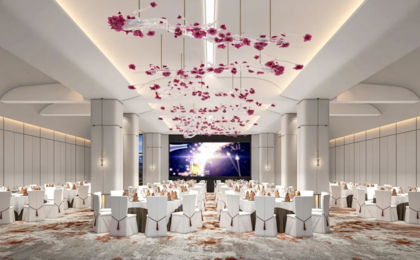 林芝悦皇冠度假酒店