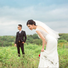 韩式婚纱照-自然清新婚纱照|草地结婚照