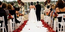 婚礼现场 婚礼散花有技巧