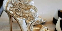 浅色系列新娘婚鞋，带你步入幸福之门！