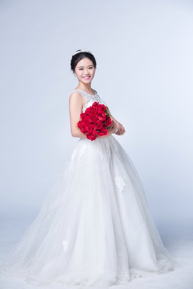 4 281 王言鹏 & 陈文 谨定于 二〇一六 年 八 月 二十七日 10:00 于