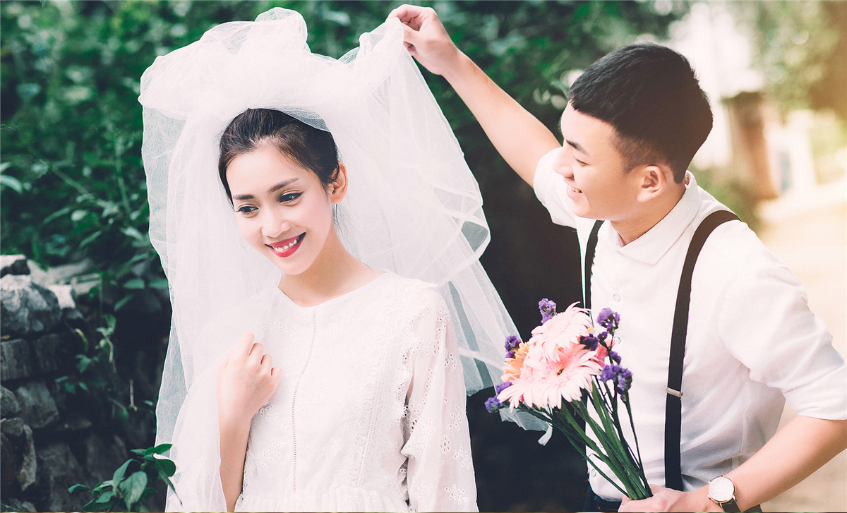 自然清新婚纱照图片-广州婚纱照欣赏