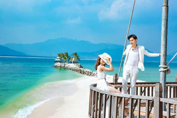 三亚旅拍，不穿婚纱如何美出新高度？