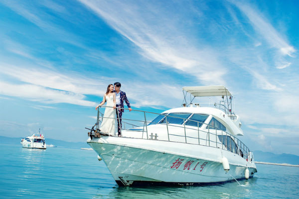 三亚旅拍婚纱照哪里好？三亚大小洞天旅拍攻略