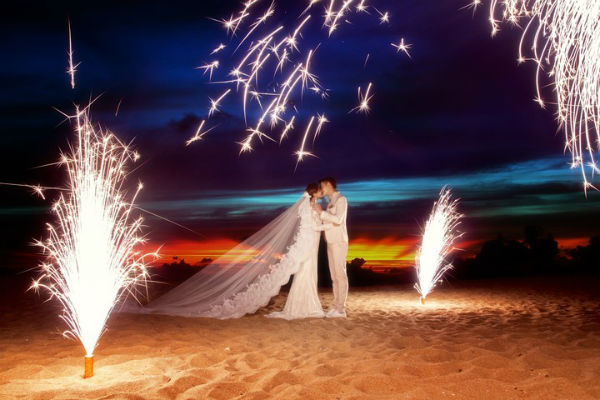 三亚旅拍婚纱照多少钱？三亚旅拍价格