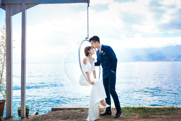 旅拍婚纱照摆姿怎么摆好看？旅拍摆姿注意事项