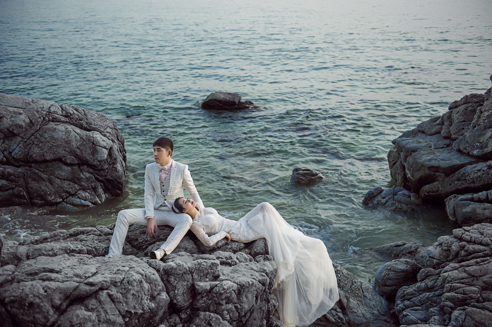 海景结婚照,[海景, 礁石],深圳婚纱照,婚纱照图片