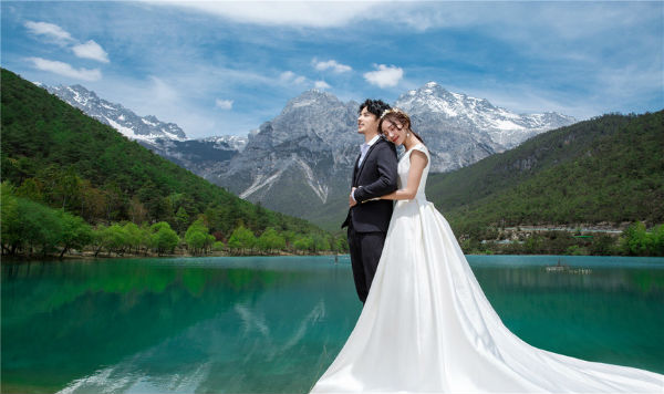 云南丽江旅拍一般怎么收费？